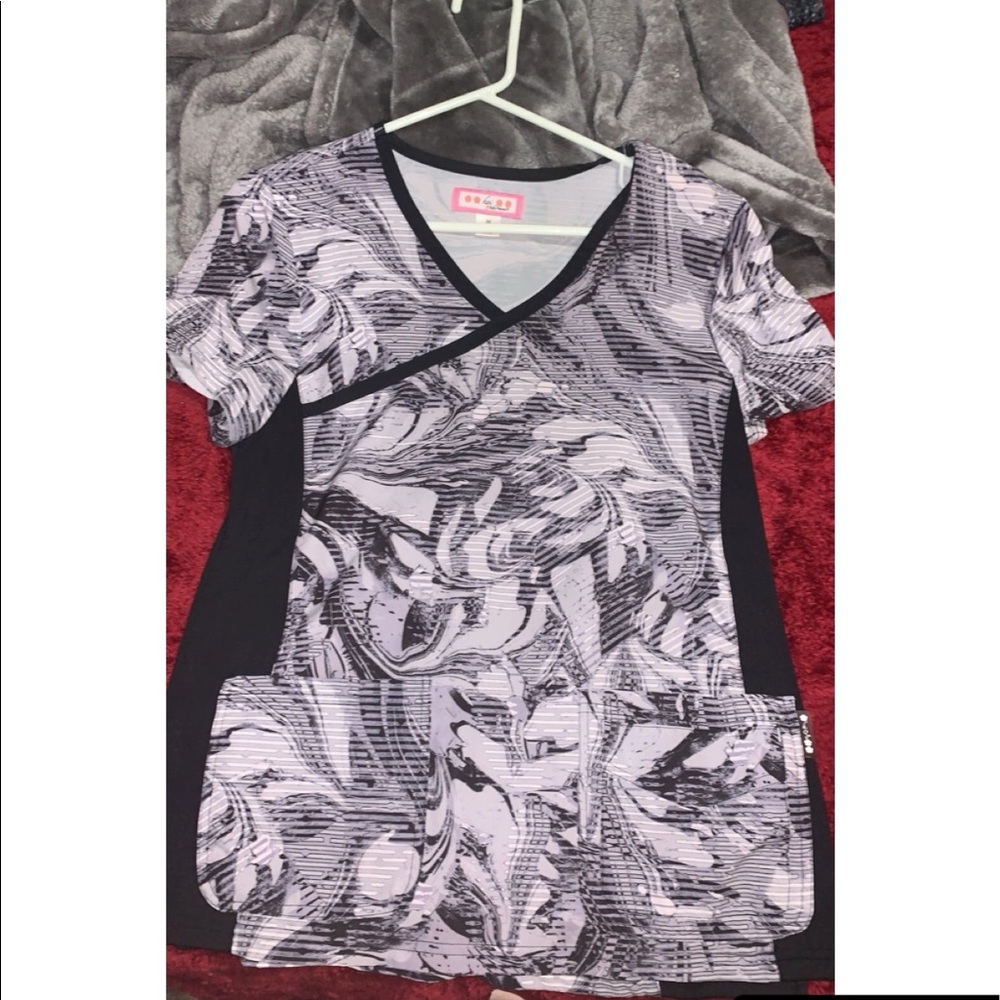 Scrub top
